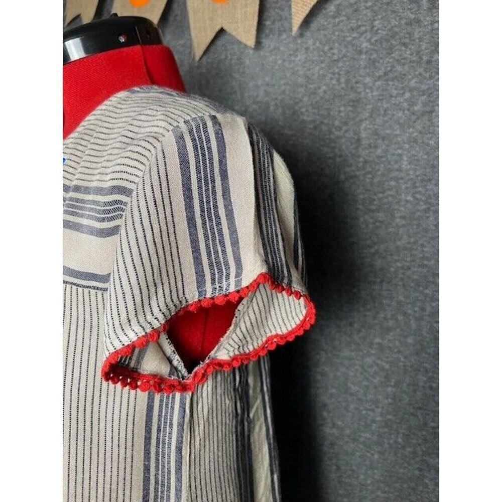 THML Crocheted Sleeve Trim Dress Tan with Blue Stripes Lined Womens XSmall - Picture 6 of 10